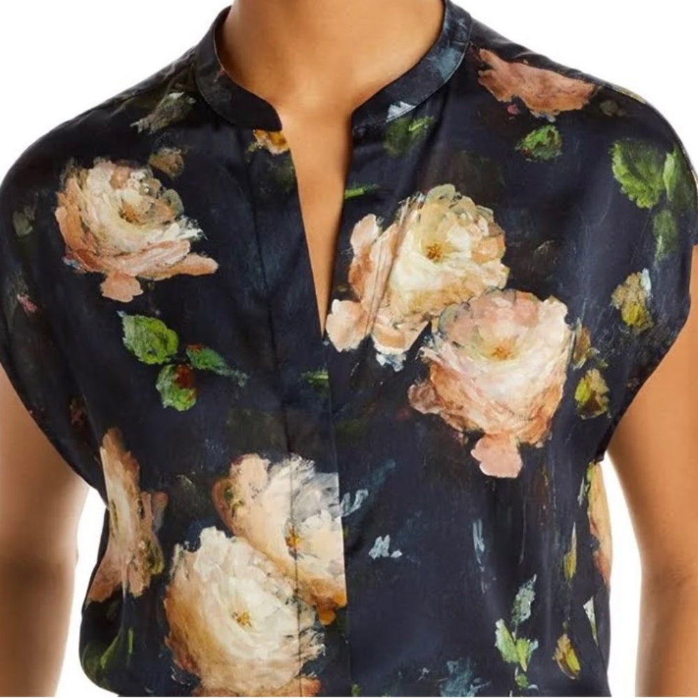 Meet your Posher, Dominique